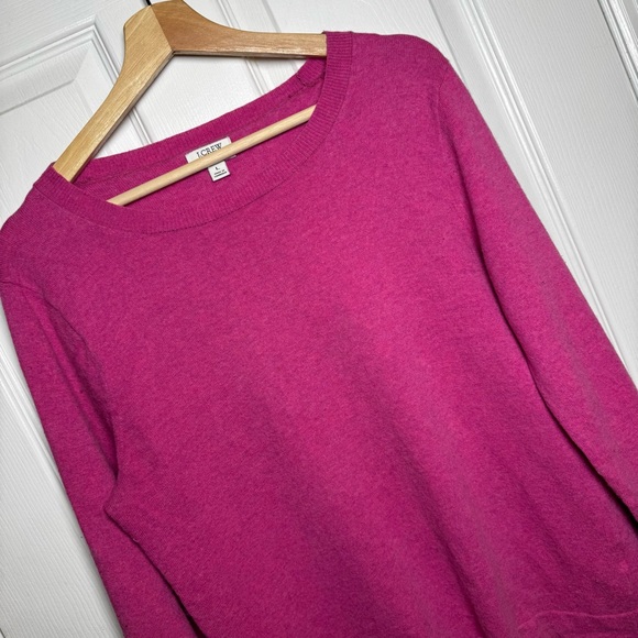 J.Crew Raspberry Pink Crewneck Sweater Size Large Classic Lightweight Knit - Picture 7 of 9